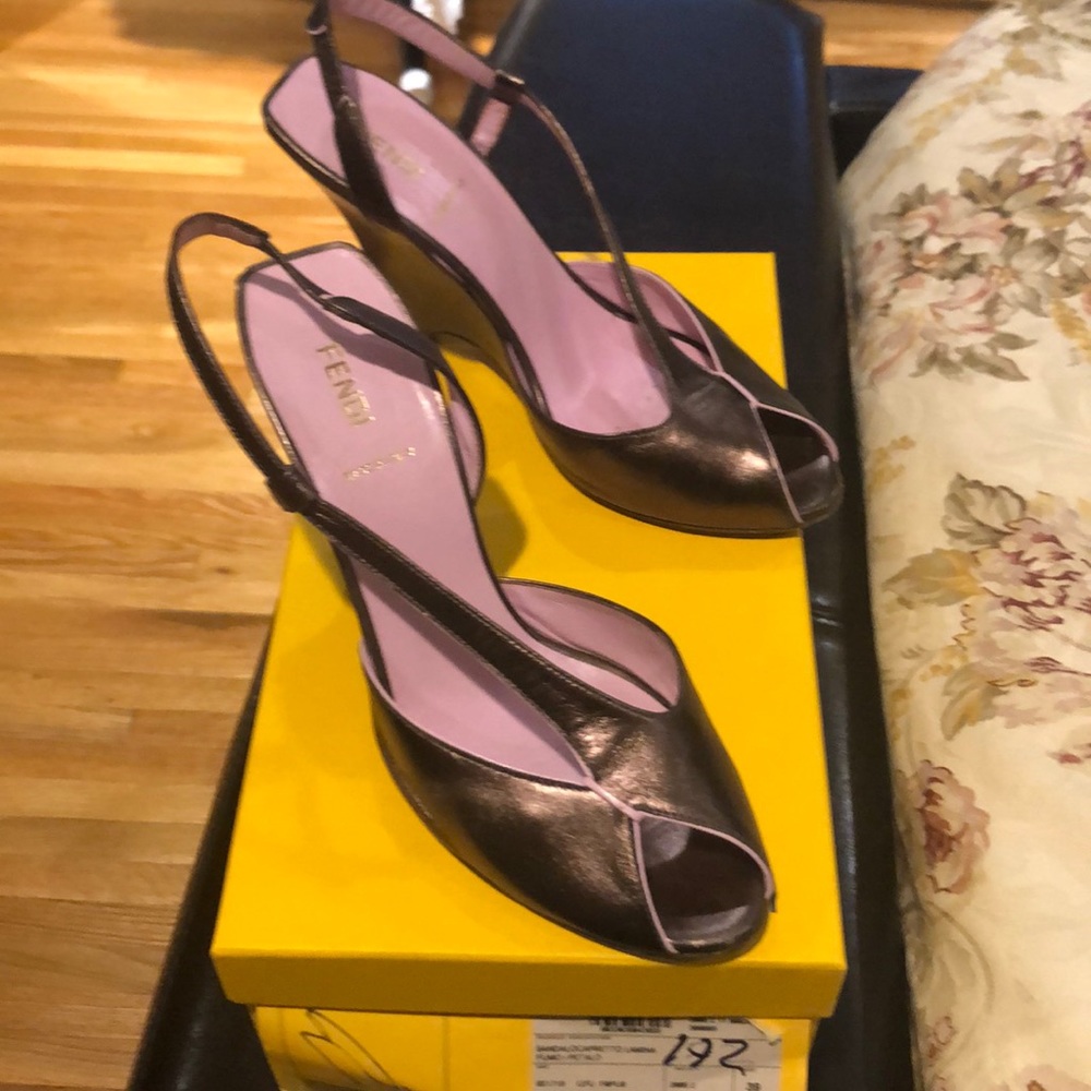Sling back Fendi wedge